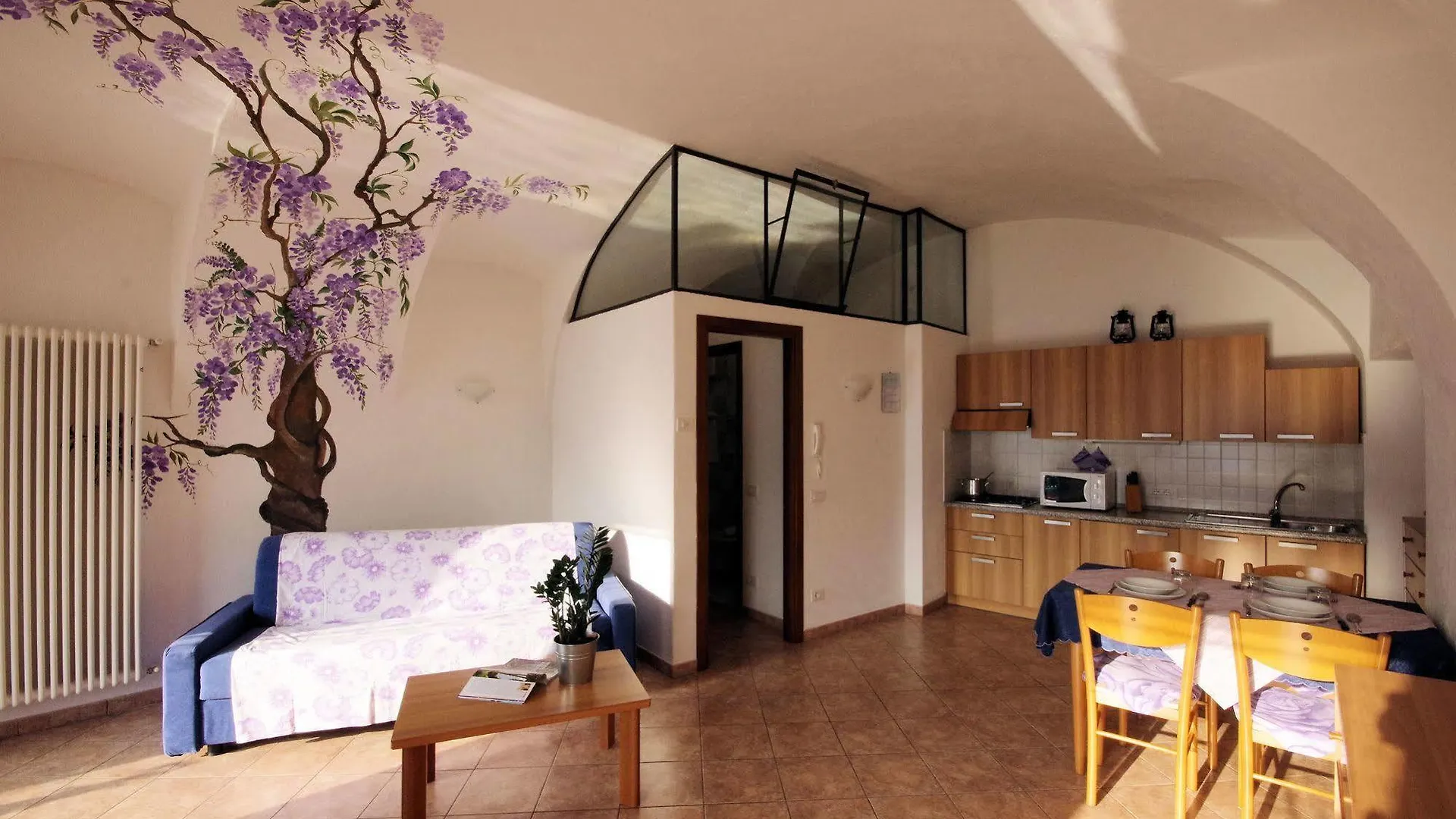 Residence Celeste Mezzegra 2*,