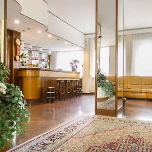 Mantegna Hotel