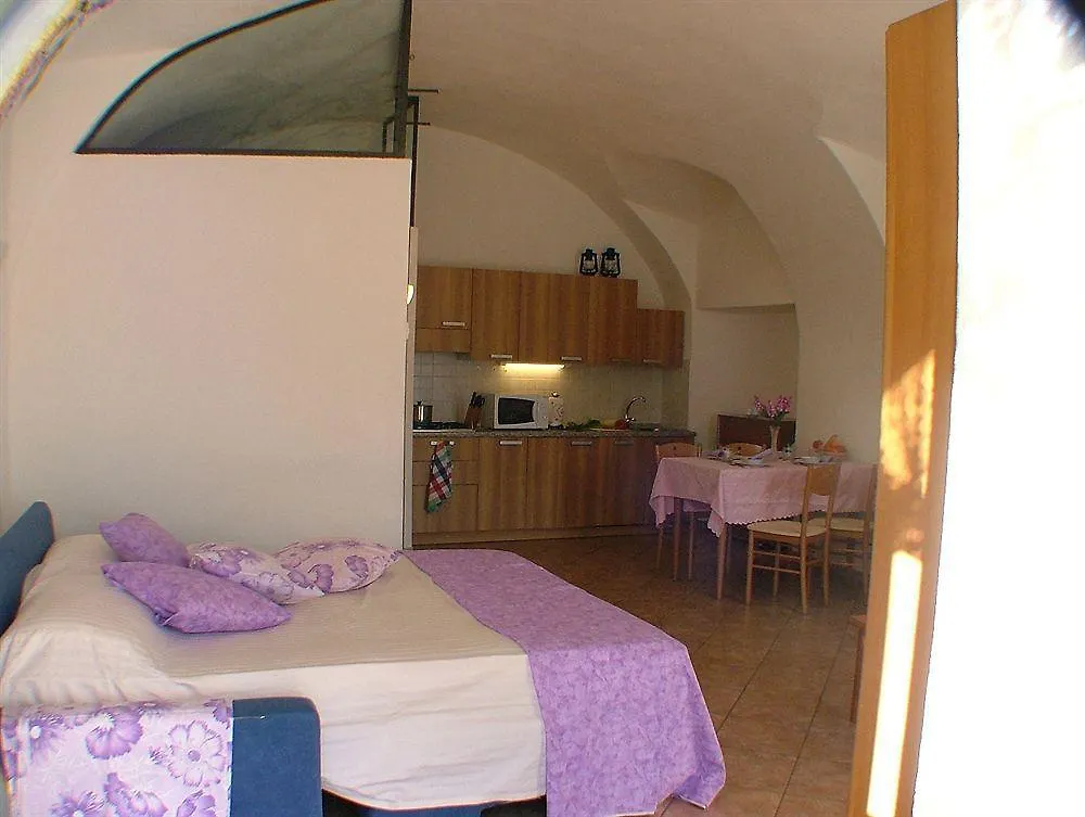 Residence Celeste Mezzegra Hotel apartamentowy