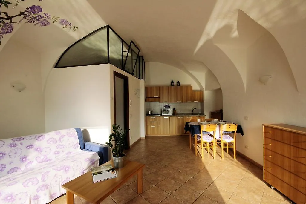 Hotel apartamentowy Residence Celeste Mezzegra