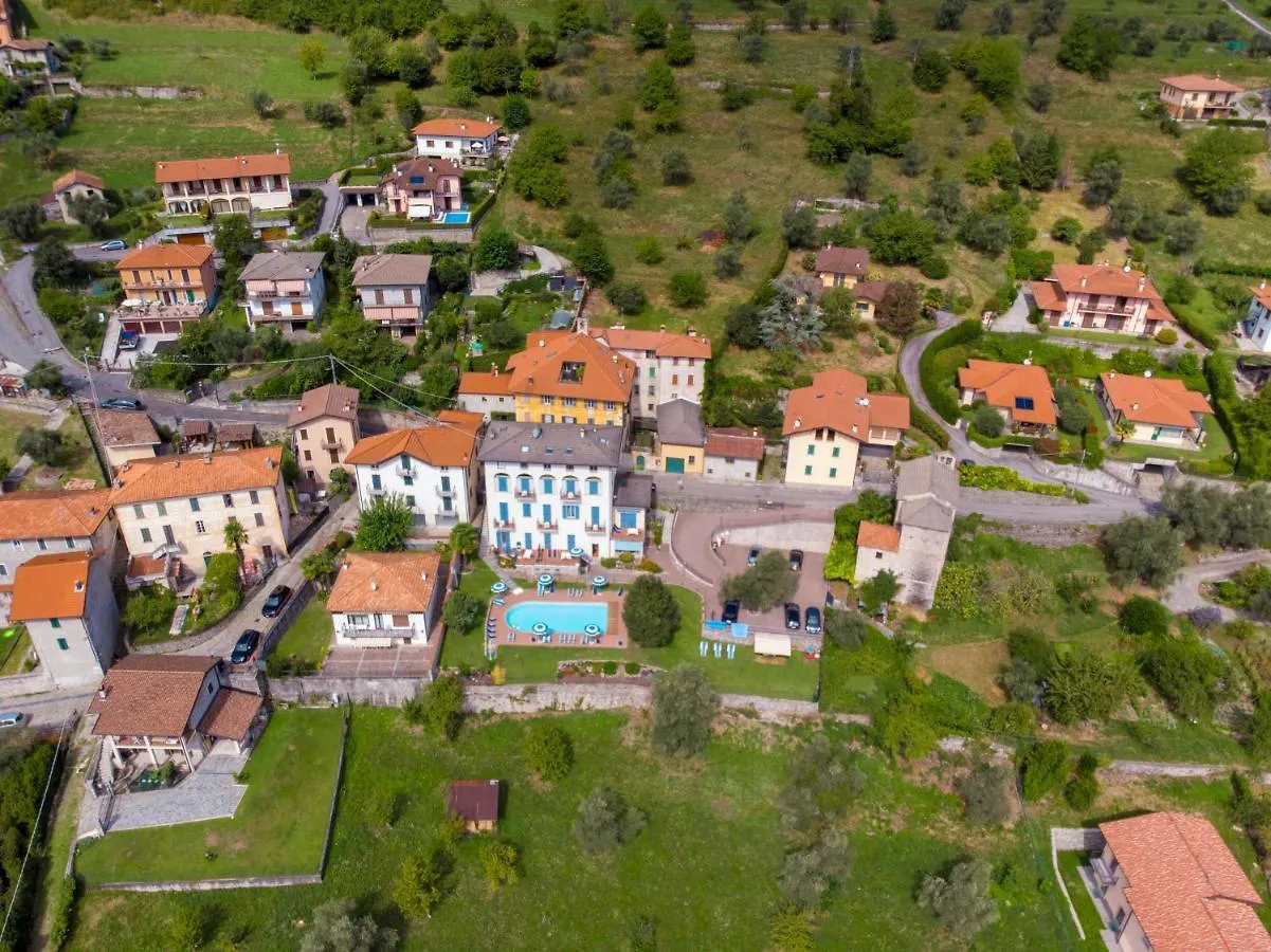 Residence Celeste Mezzegra Hotel apartamentowy