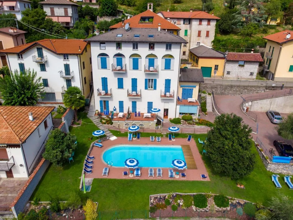 Residence Celeste Mezzegra 2*,